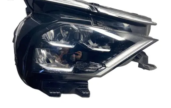 Citroen C4 III e-C4 Headlight/headlamp 9830649280 732436722471 73243672