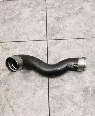 Mercedes-Benz CLA C117 X117 W117 Intercooler hose/pipe A2465280282