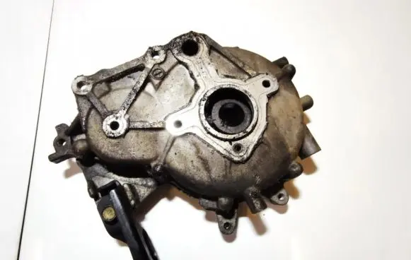 Mazda 323 F Engine mounting bracket