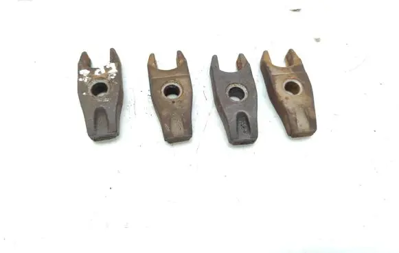Citroen Xsara Picasso Fuel Injector clamp holder