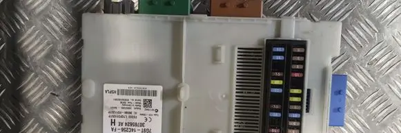 Volvo V70 Comfort/convenience module 30765624