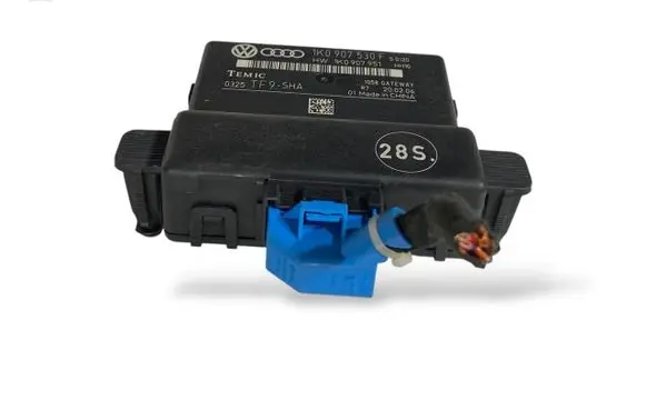 Skoda Octavia Mk2 (1Z) Gateway control module 1K0907530F 1K0907951