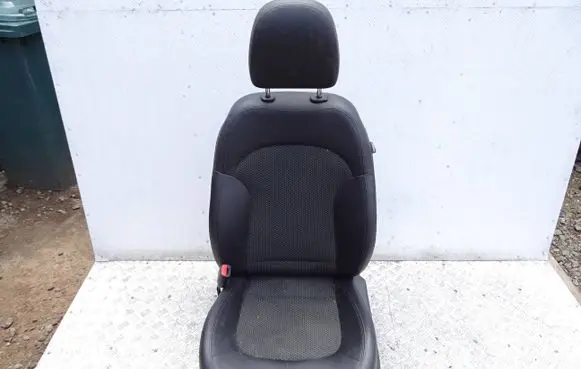 Hyundai ix35 Front passenger seat 