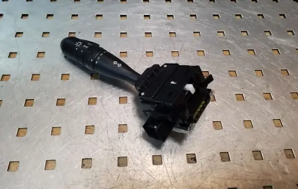 Mitsubishi Colt Indicator stalk 17E018