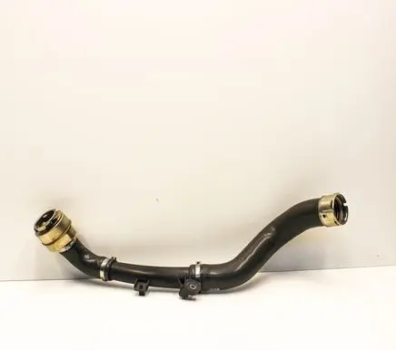 Intercooler hose/pipe