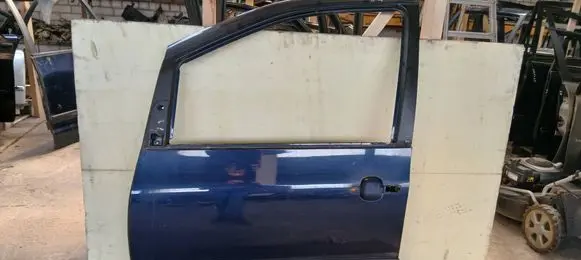 Volkswagen Sharan Front door