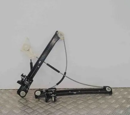 Audi A3 S3 8V Front door electric window regulator 8V4837461
