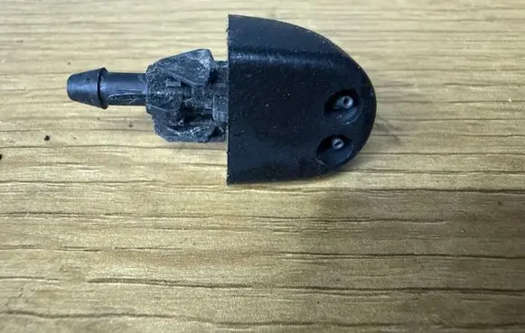 Opel Vivaro Windshield washer spray nozzle