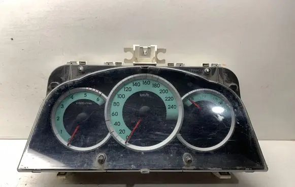 Toyota Corolla Verso E121 Speedometer (instrument cluster) 838000F092A