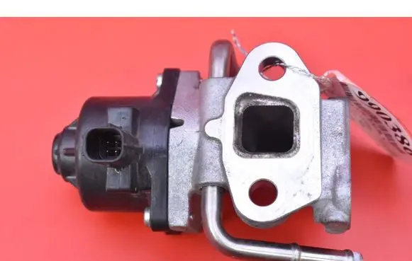 Toyota Yaris EGR valve F3010-15350