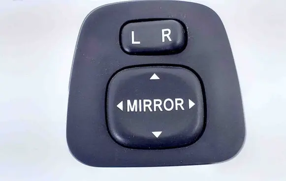 Toyota Aygo AB40 Wing mirror switch 76J357