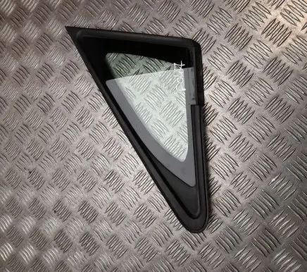 Toyota Verso-S Front door window/glass frame 43R00122