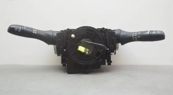 Nissan Qashqai Indicator stalk 255544EA0A