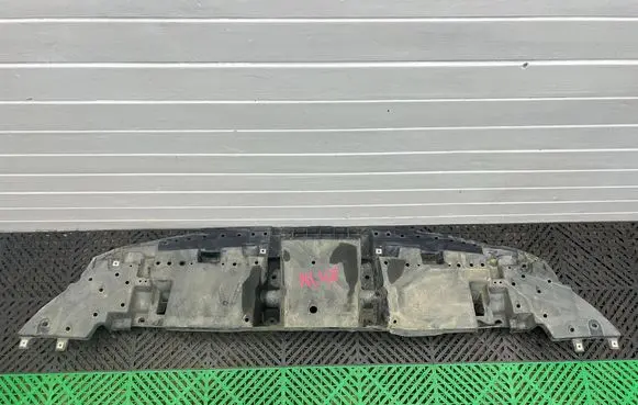Lexus NX Engine splash shield/under tray 526187800