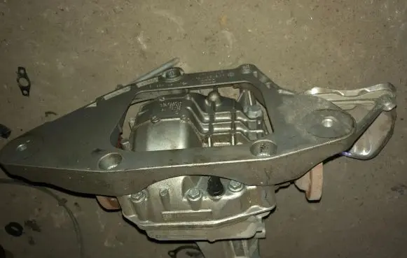 Audi A5 8T 8F Rear differential 8K0501721A 582579