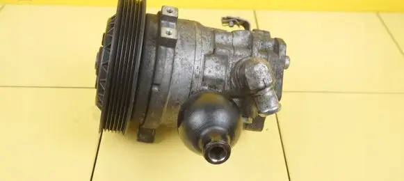 BMW 7 E65 E66 Power steering pump 6781267 306D3