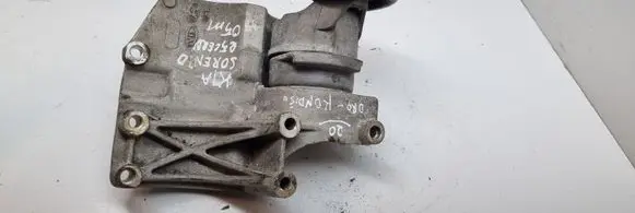 KIA Sorento A/C compressor mount bracket 