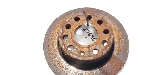 Volkswagen Golf V Rear brake disc neventiliuojamas