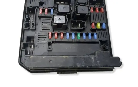 Nissan Qashqai Fuse box set 284B7JD01B 519136329 1018308736