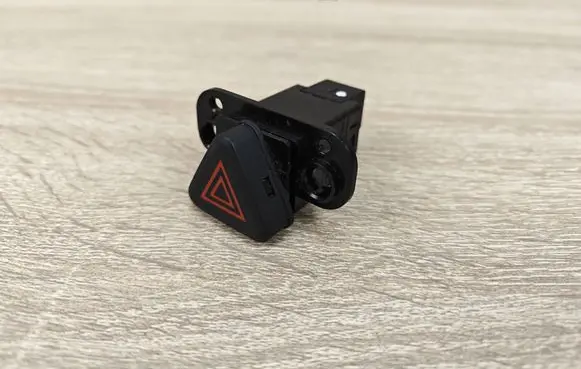 Chevrolet Orlando Hazard light switch 95214143 96850323
