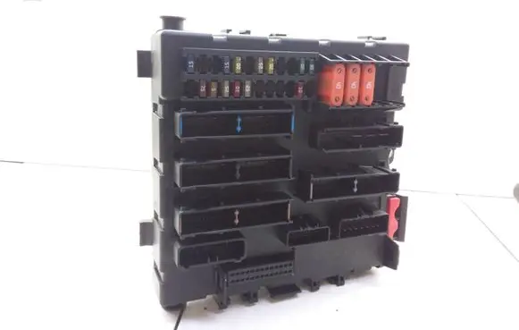 Opel Signum Fuse module 13189923 519049506