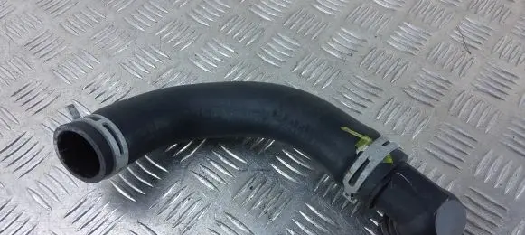 Hyundai i20 (BC3 BI3) Engine coolant pipe/hose 180821