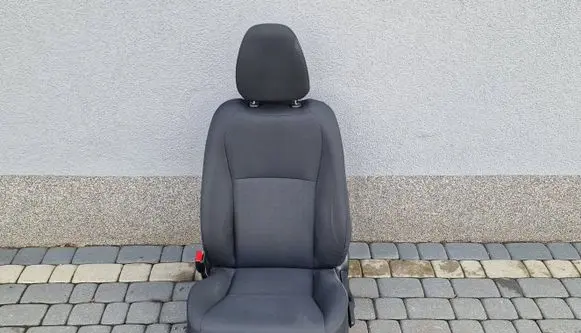 Toyota Yaris Front driver seat 