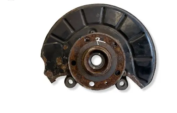 Audi Q3 8U Front wheel hub 