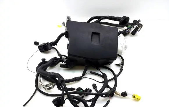 Toyota Verso Fuse module 8274102050