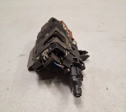 Audi A8 S8 D3 4E Front door lock 3D1837015A E840298009
