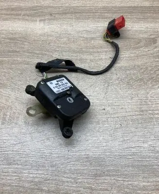 Audi A6 S6 C4 4A Air flap motor/actuator 4A0820511B 0132801022