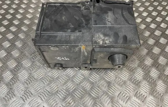 Ford Focus Battery box tray AM51-10723-AD AM5110723AD