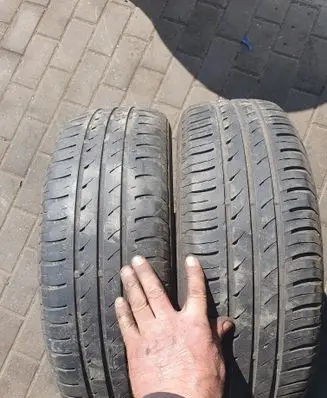 Volkswagen Golf V R15 summer tire 19565R15