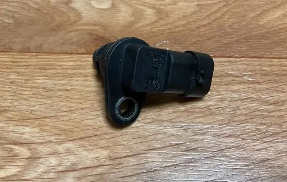 Opel Insignia A Camshaft position sensor 55201876 A377