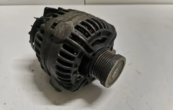 Volvo S60 Generator/alternator 30667787
