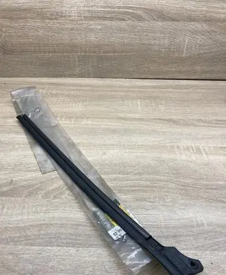 Renault Laguna III Rubber seal rear door window/glass 7200322882