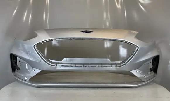 Ford Focus Front bumper JX7B17757S