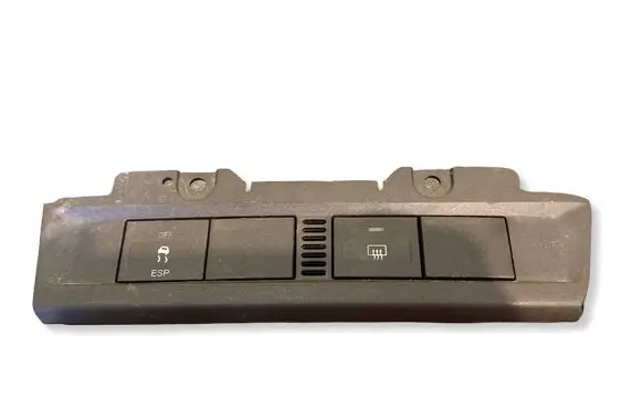 Ford Focus Windscreen/window heater switch 4M5113D734BC