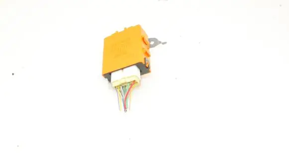 Toyota Prius (XW30) Door central lock control unit/module 8597047020