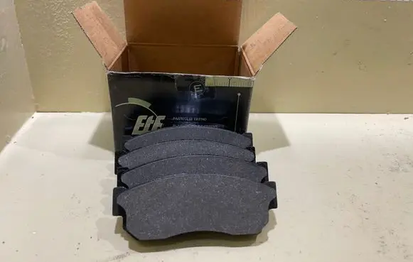 Nissan Sunny Brake pads (front) 28BK409