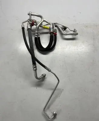 Tesla Model 3 Air conditioning (A/C) pipe/hose 109215700F R1234V