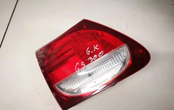 Lexus GS 300 350 430 450H Tailgate rear/tail lights