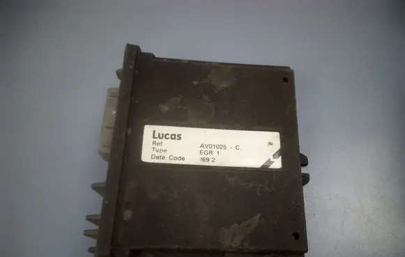 Peugeot 605 Other control units/modules AV01025C EGR1 7186602