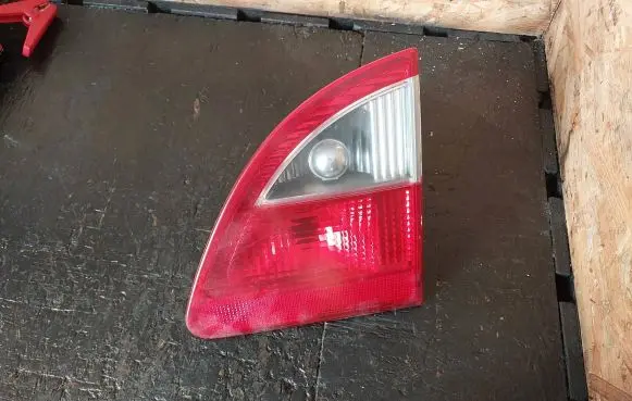 Ford Galaxy Tailgate rear/tail lights 7M5945094C
