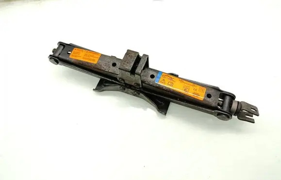 Infiniti QX60 L50 Lift Jack 
