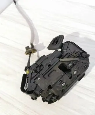 Audi A1 Rear door lock 5TA839016L A046465 STVRV07