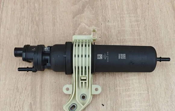 BMW 4 G22 G23 G24 G26 Fuel filter 8591019 8591017 8582273