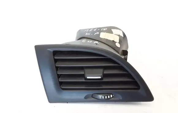 Renault Megane III Dashboard side air vent grill/cover trim 687618845R