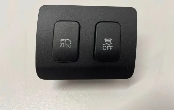 Traction control (ASR) switch