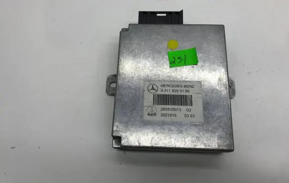 Mercedes-Benz E W211 Phone control unit/module A2118203185